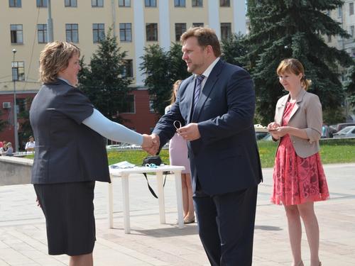 11. ���� ����������� ��������� ������� �.�.����� ������� ����� �� ���� �������� ����� ��������� ��� �.�.����������. 