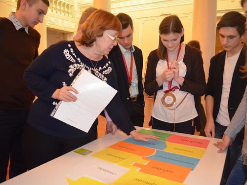 16. �� ������� 